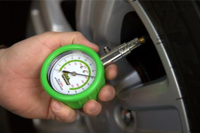 AIR CHAMP PRESSURE GAUGE